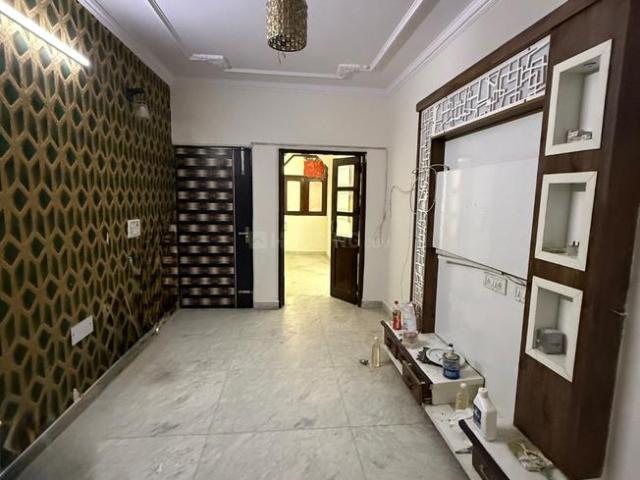 2 BHK Apartment in Paschim Vihar for rent New Delhi. The reference number is 21361502