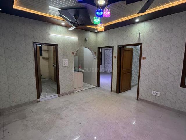 2 BHK Apartment in Paschim Vihar for rent New Delhi. The reference number is 21361270