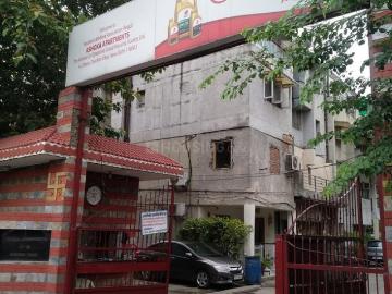 2 BHK Apartment in Paschim Vihar for resale New Delhi. The reference number is 18177805