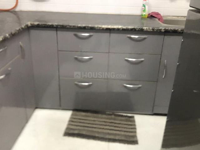 2 BHK Apartment in Paschim Vihar for resale New Delhi. The reference number is 19241801