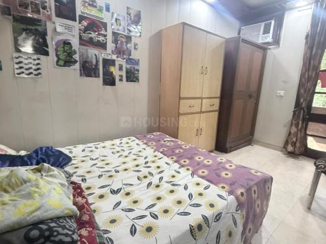 2 BHK Apartment in Paschim Vihar for resale New Delhi. The reference number is 21304983