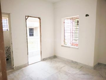 2 BHK Apartment in Paschim Putiary for resale Kolkata. The reference number is 16105480