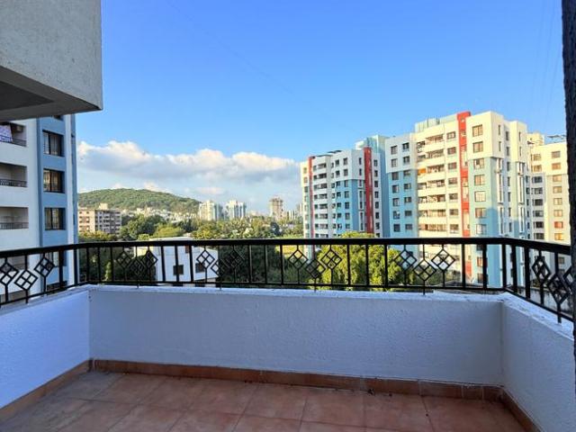 2 BHK Apartment in Pashan for resale Pune. The reference number is 21199220