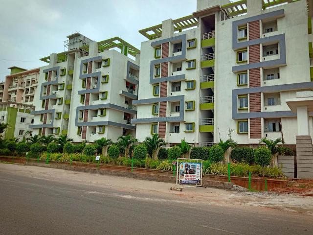 2 BHK Apartment in Pedagantyada for resale Visakhapatnam. The reference number is 20613893