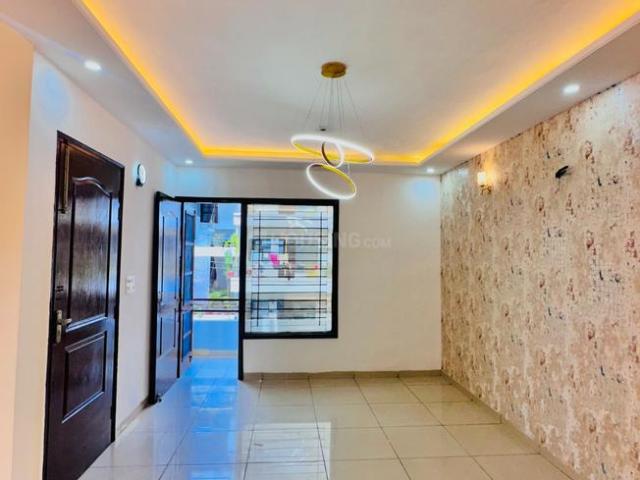 2 BHK Apartment in Peer Muchalla for resale Zirakpur. The reference number is 21332909