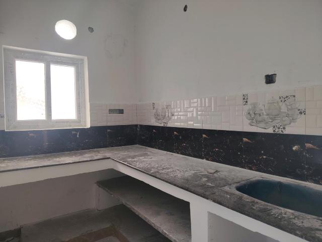 2 BHK Apartment in Perambur for resale Chennai. The reference number is 18149297