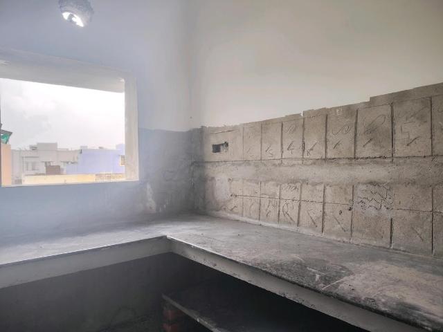 2 BHK Apartment in Perambur for resale Chennai. The reference number is 18149360