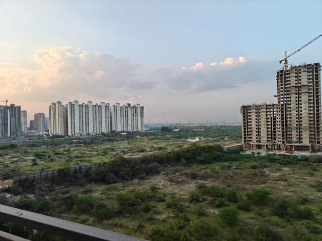2 BHK Apartment in Phase 2 for rent Noida. The reference number is 21197711