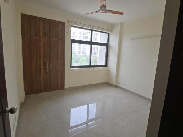 2 BHK Apartment in Phi II for rent Greater Noida. The reference number is 19528811