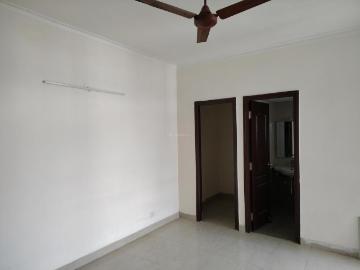 2 BHK Apartment in Phi II for resale Greater Noida. The reference number is 19662264