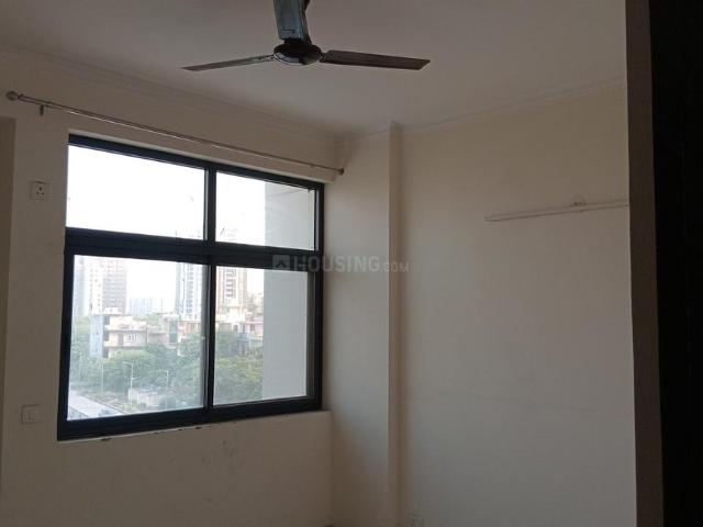 2 BHK Apartment in Phi II for resale Greater Noida. The reference number is 20310706