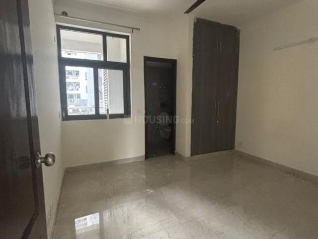 2 BHK Apartment in Phi II for resale Greater Noida. The reference number is 20968766