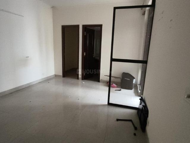 2 BHK Apartment in Phi II for resale Greater Noida. The reference number is 21132056