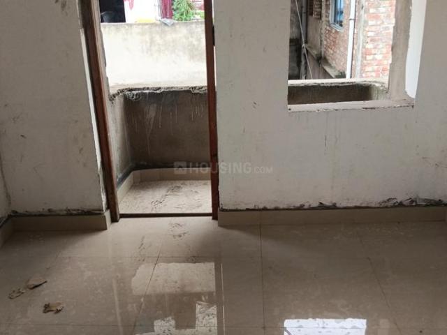 2 BHK Apartment in Phool Bagan for resale Kolkata. The reference number is 21175081