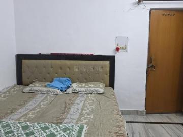 2 BHK Apartment in Pitampura for rent New Delhi. The reference number is 20048070