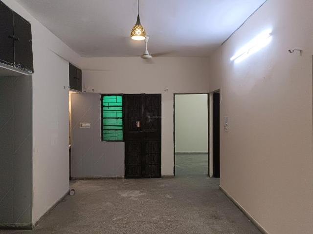 2 BHK Apartment in Pitampura for rent New Delhi. The reference number is 20074581