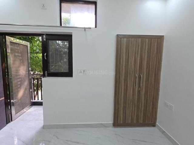 2 BHK Apartment in Pitampura for rent New Delhi. The reference number is 20704008