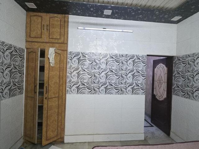 2 BHK Apartment in Pitampura for rent New Delhi. The reference number is 20941714