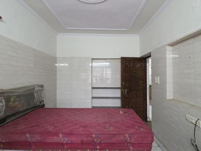 2 BHK Apartment in Pitampura for rent New Delhi. The reference number is 20929132