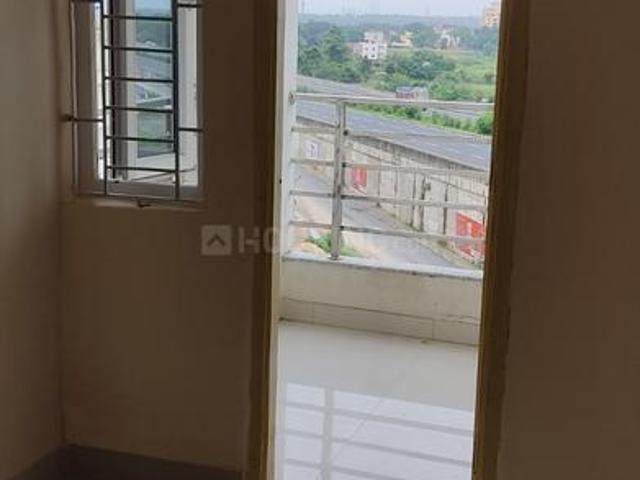 2 BHK Apartment in Pithiyatil for rent Ranchi. The reference number is 15163070