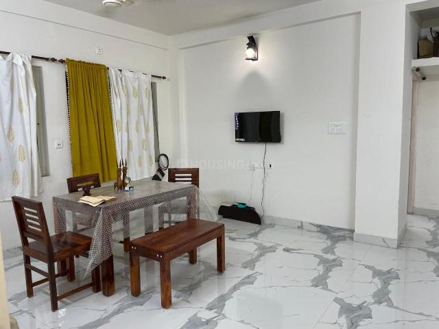 2 BHK Apartment in Picnic Garden for rent Kolkata. The reference number is 17748464