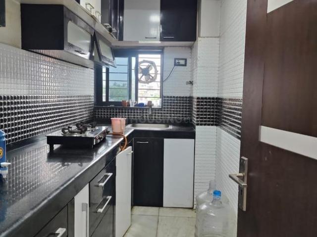 2 BHK Apartment in Picnic Garden for rent Kolkata. The reference number is 18037662