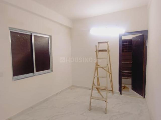 2 BHK Apartment in Picnic Garden for rent Kolkata. The reference number is 18552551