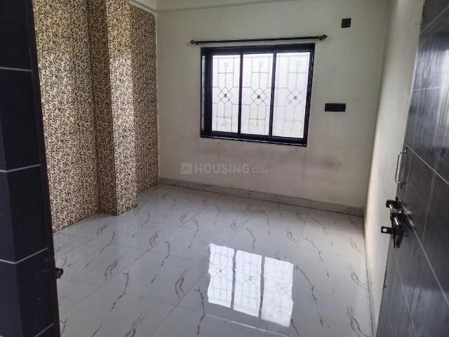 2 BHK Apartment in Picnic Garden for rent Kolkata. The reference number is 18870781