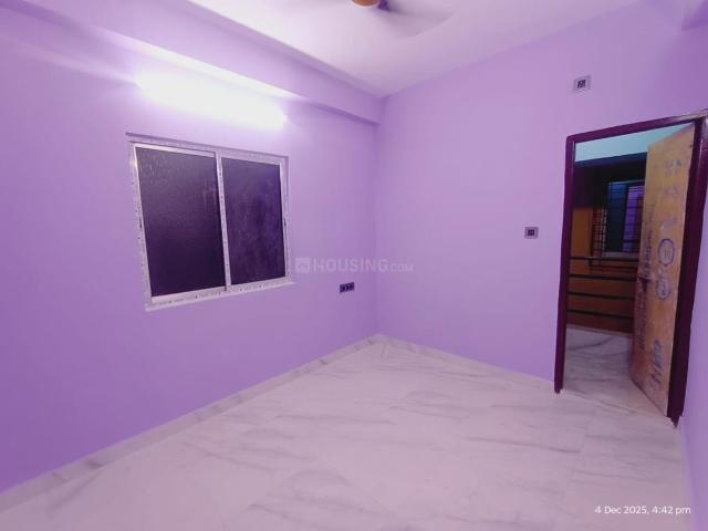 2 BHK Apartment in Picnic Garden for rent Kolkata. The reference number is 19017616
