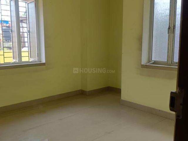 2 BHK Apartment in Picnic Garden for rent Kolkata. The reference number is 19800737