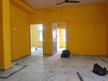 2 BHK Apartment in Picnic Garden for rent Kolkata. The reference number is 20058328