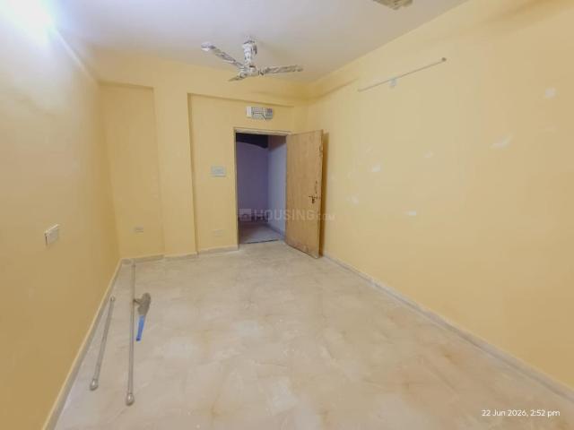 2 BHK Apartment in Picnic Garden for rent Kolkata. The reference number is 20569763