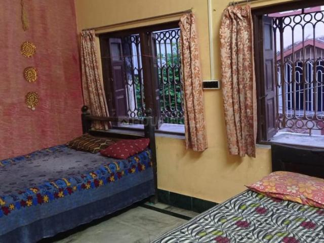 2 BHK Apartment in Picnic Garden for rent Kolkata. The reference number is 21137447