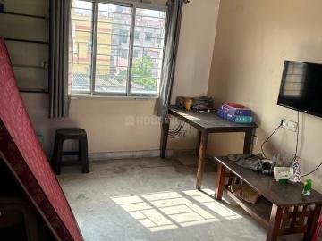 2 BHK Apartment in Picnic Garden for resale Kolkata. The reference number is 17941635