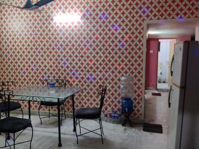 2 BHK Apartment in Picnic Garden for resale Kolkata. The reference number is 18394242