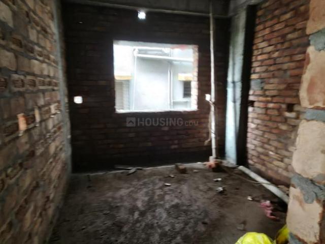 2 BHK Apartment in Picnic Garden for resale Kolkata. The reference number is 20582229
