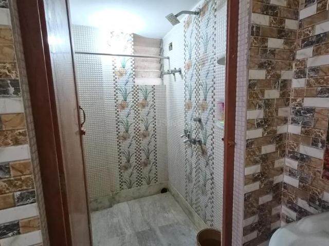 2 BHK Apartment in Picnic Garden for resale Kolkata. The reference number is 20636487