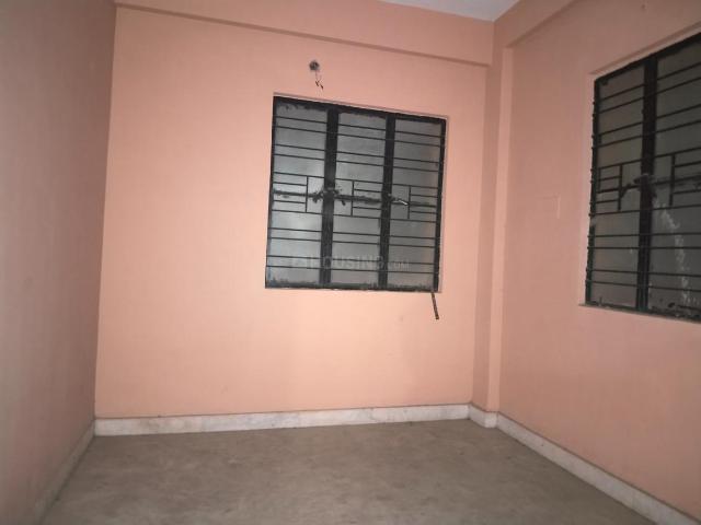 2 BHK Apartment in Picnic Garden for resale Kolkata. The reference number is 20172731