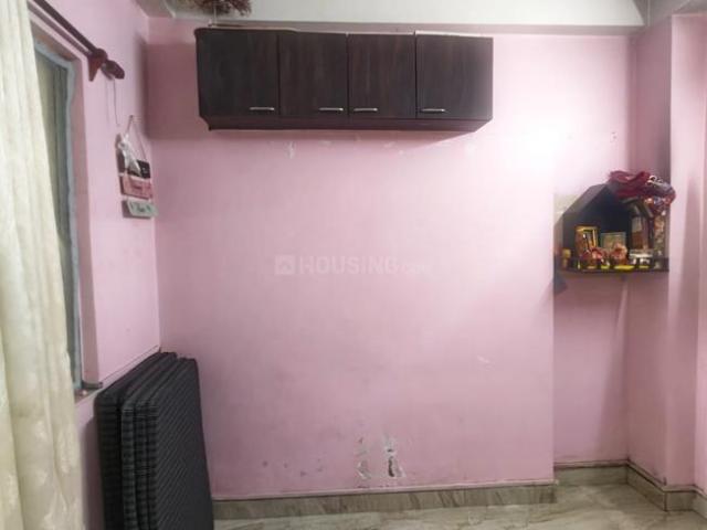 2 BHK Apartment in Picnic Garden for resale Kolkata. The reference number is 20230225