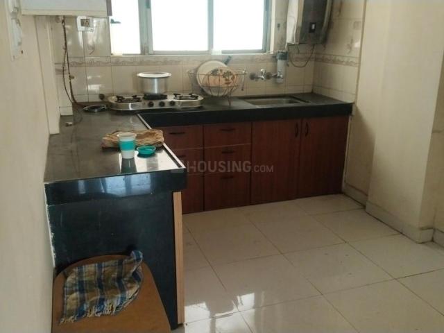 2 BHK Apartment in Pimpri for rent Pune. The reference number is 18910345