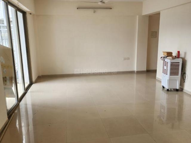 2 BHK Apartment in Pimpri for rent Pune. The reference number is 21059446