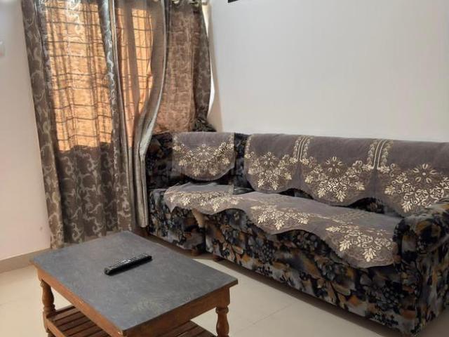 2 BHK Apartment in Pimpri for rent Pune. The reference number is 21070867