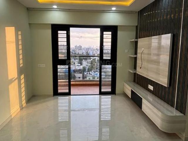 2 BHK Apartment in Pimpri for rent Pune. The reference number is 21239821