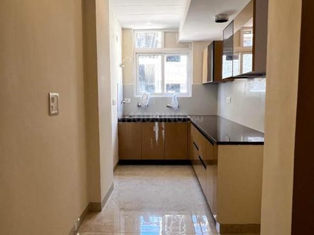 2 BHK Apartment in PR7 Airport Road for resale Zirakpur. The reference number is 20678157
