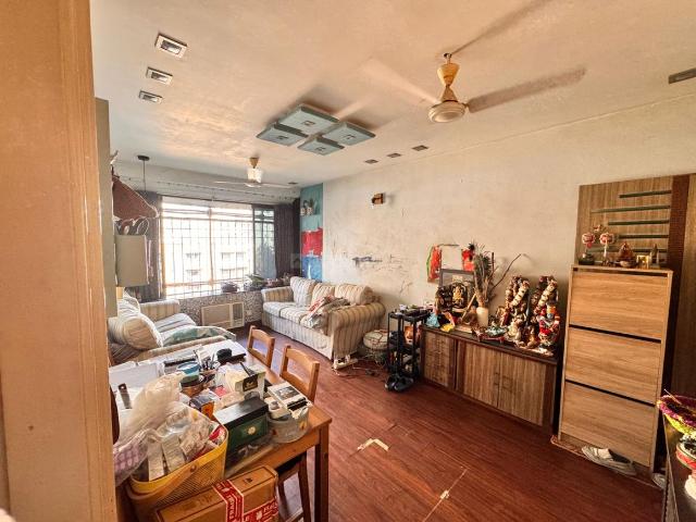 2 BHK Apartment in Prabhadevi for rent Mumbai. The reference number is 19661635