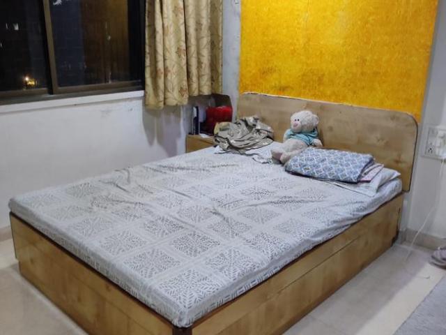 2 BHK Apartment in Prabhadevi for rent Mumbai. The reference number is 20727950