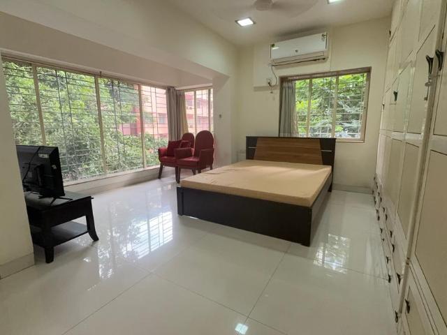 2 BHK Apartment in Prabhadevi for rent Mumbai. The reference number is 20989200