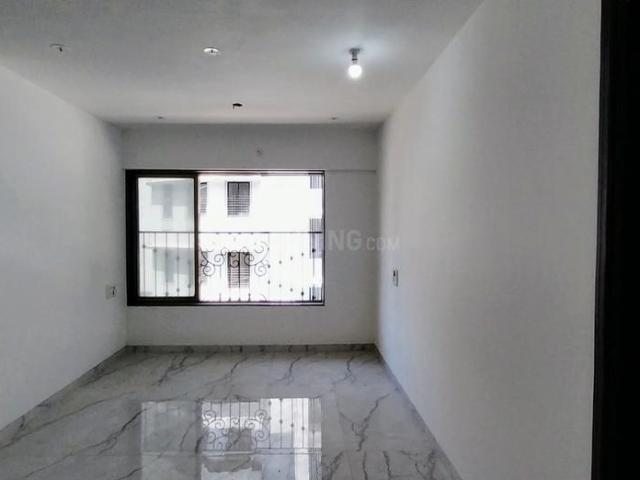 2 BHK Apartment in Prabhadevi for resale Mumbai. The reference number is 20304389