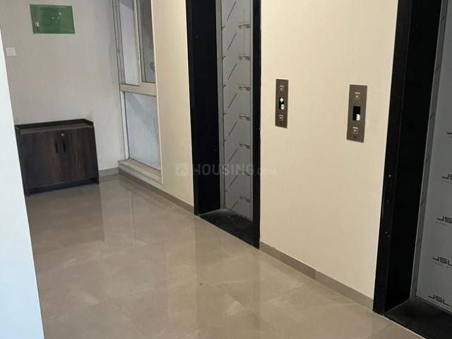 2 BHK Apartment in Prabhadevi for resale Mumbai. The reference number is 20701463