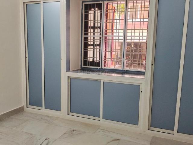 2 BHK Apartment in Pragathi Nagar for rent Hyderabad. The reference number is 19695811